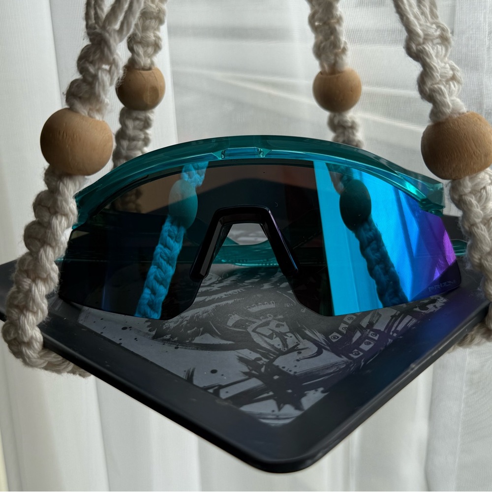Oakley Hydra